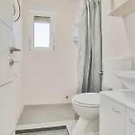 Lovely In With Kitchen Appartement Vir